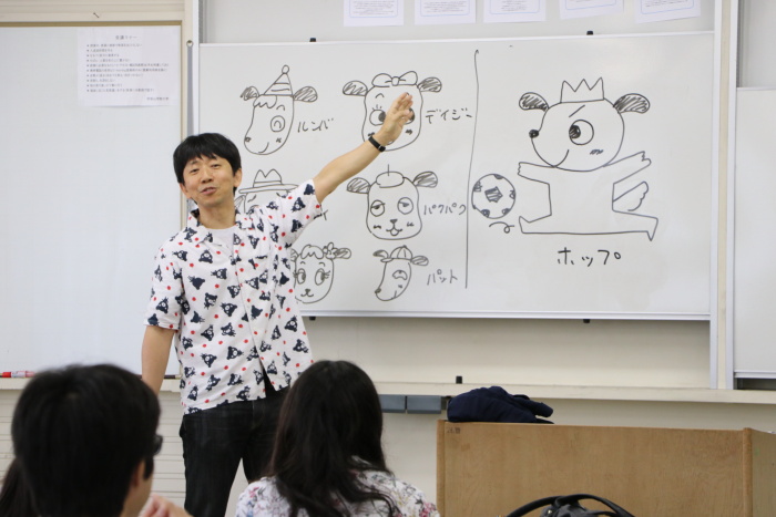 説明するたかいよしかず先生